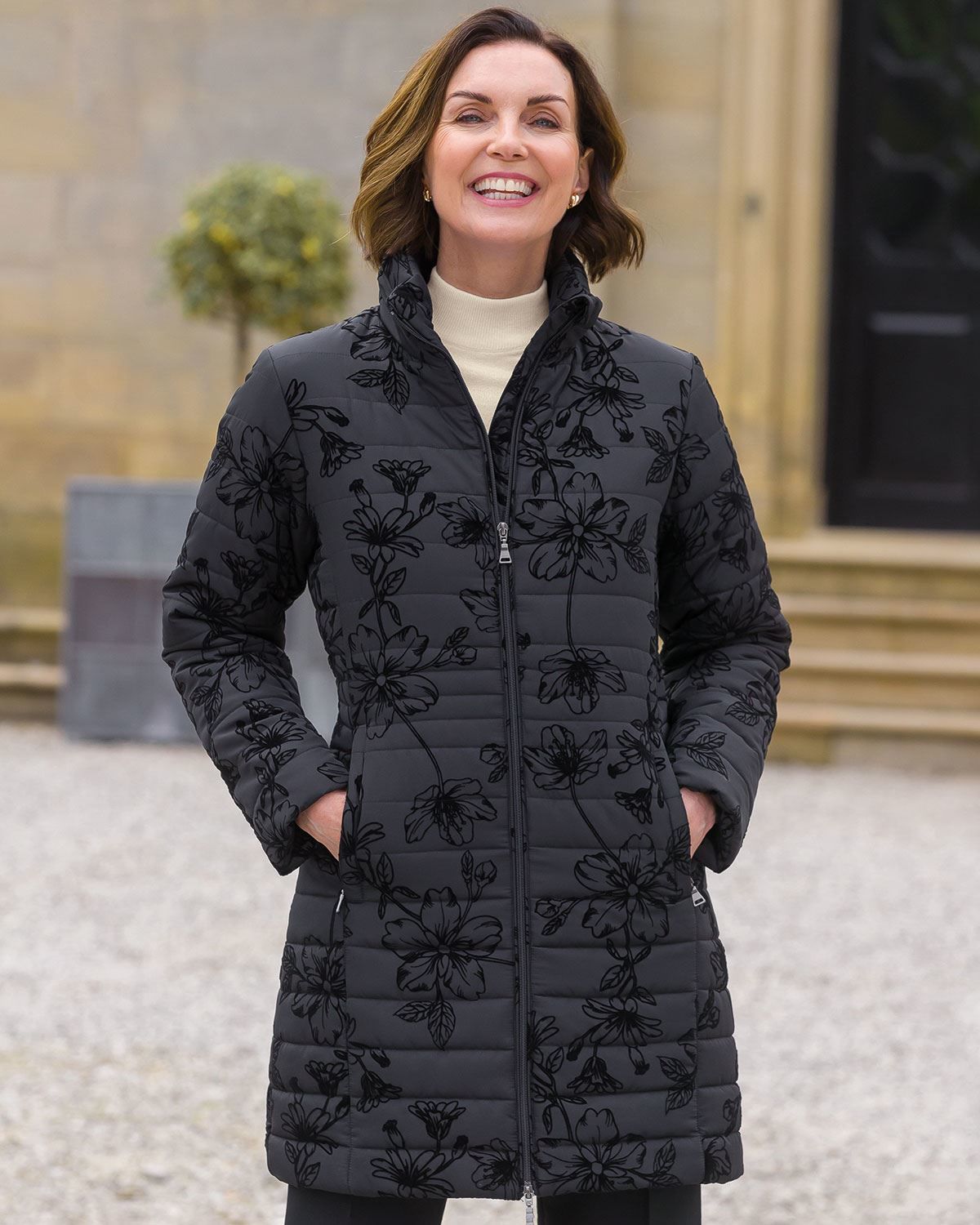 Women's 3 4 length quilted outlet coats